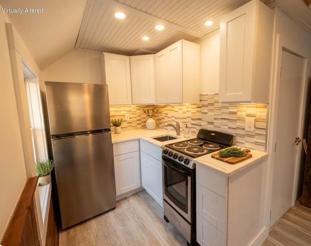 376 Route 6A 6, Sandwich, MA 02563