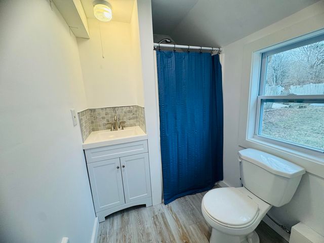 376 Route 6A 6, Sandwich, MA 02563