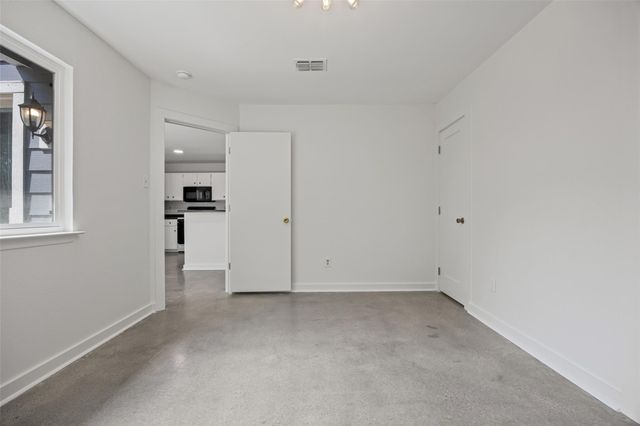 11920 Tobler TRL, Austin, TX 78753