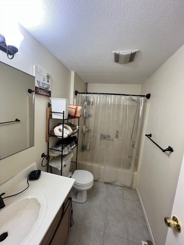 55 Empire St 52, Chicopee, MA 01013