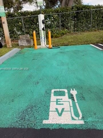 6755 NW 175th Ln M-9, Hialeah, FL 33015