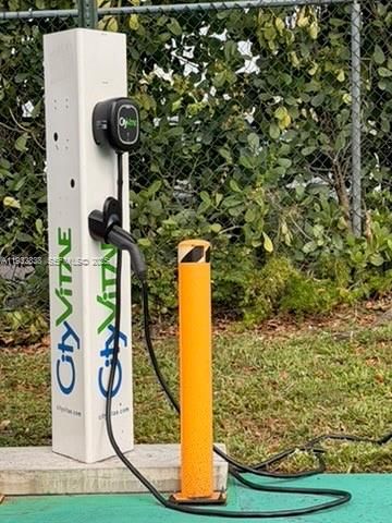 6755 NW 175th Ln M-9, Hialeah, FL 33015