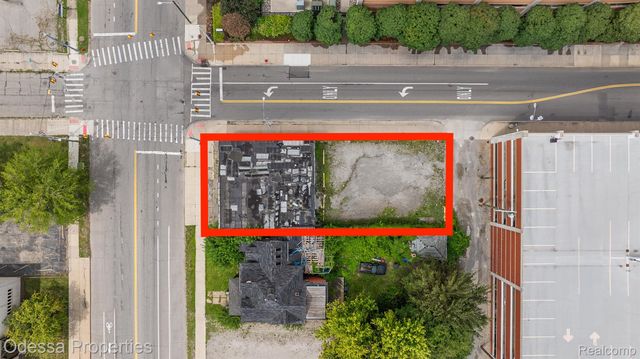 2846 TRUMBULL Street, Detroit, MI 48216