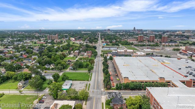 2846 TRUMBULL Street, Detroit, MI 48216