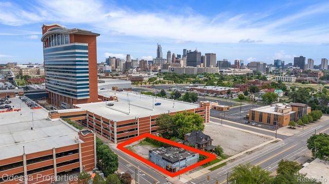 2846 TRUMBULL Street, Detroit, MI 48216