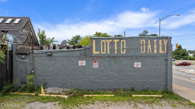 2846 TRUMBULL Street, Detroit, MI 48216