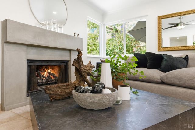 2442 wine country Ave, Napa, CA 94558