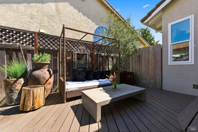 2442 wine country Ave, Napa, CA 94558