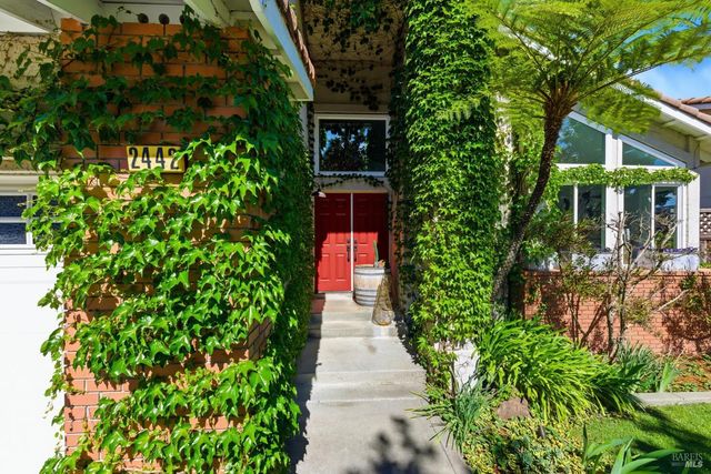 2442 wine country Ave, Napa, CA 94558