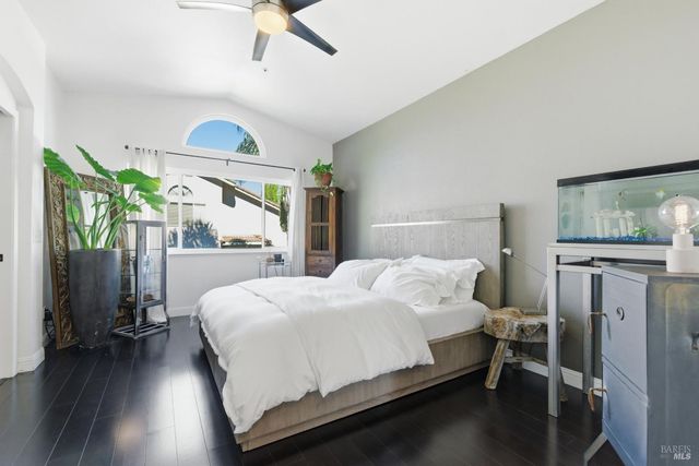 2442 wine country Ave, Napa, CA 94558