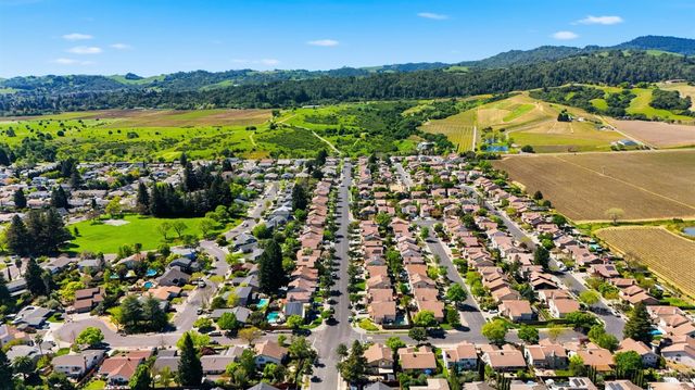 2442 wine country Ave, Napa, CA 94558