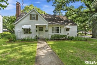 1501 COOK Street, Springfield, IL 62704
