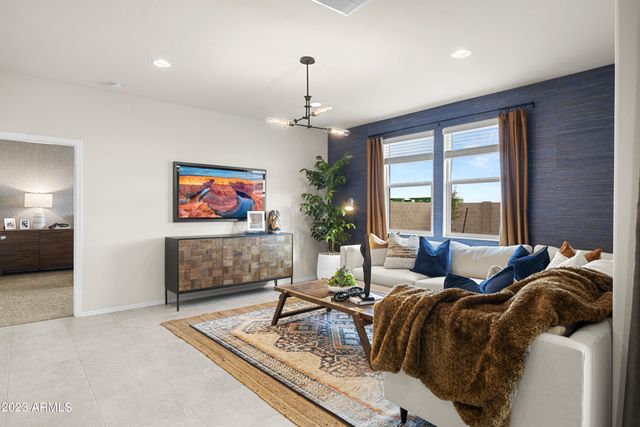 9138 S MINEROS Drive, Apache Junction, AZ 85120