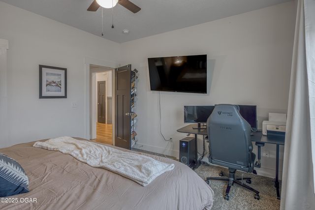 1013 Stadium Drive, Webb City, MO 64870