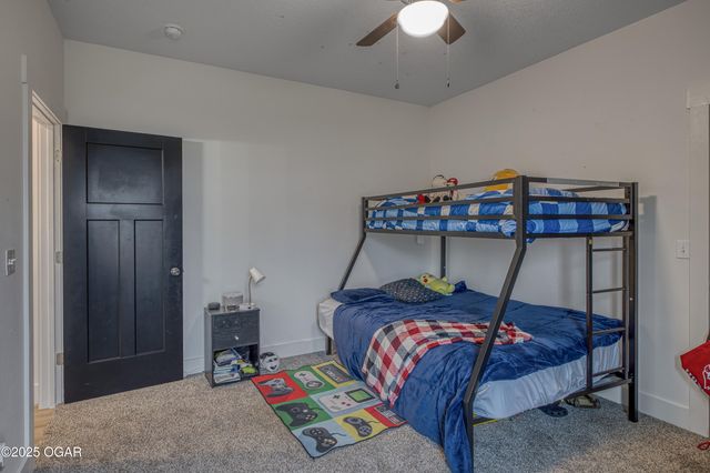 1013 Stadium Drive, Webb City, MO 64870