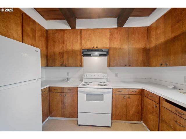 604 THORTON OAR Ln, Reedsport, OR 97467