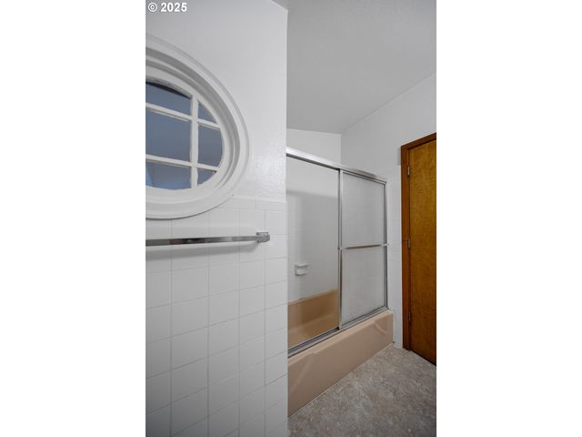 604 THORTON OAR Ln, Reedsport, OR 97467