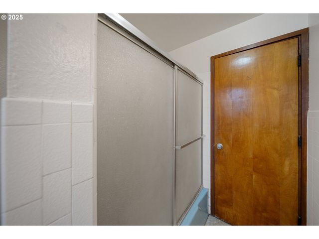 604 THORTON OAR Ln, Reedsport, OR 97467