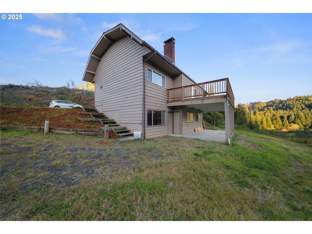 604 THORTON OAR Ln, Reedsport, OR 97467