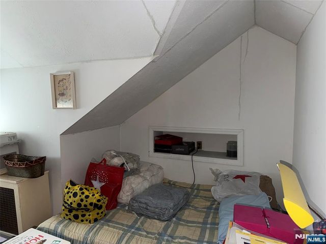 534 Moonachie Avenue, Wood Ridge, NJ 07075