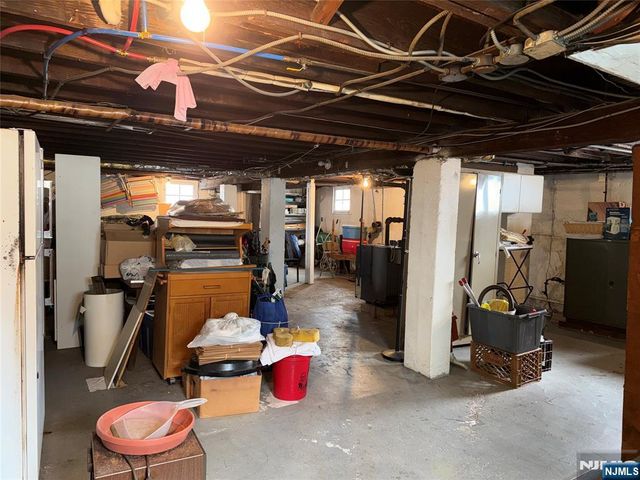 534 Moonachie Avenue, Wood Ridge, NJ 07075