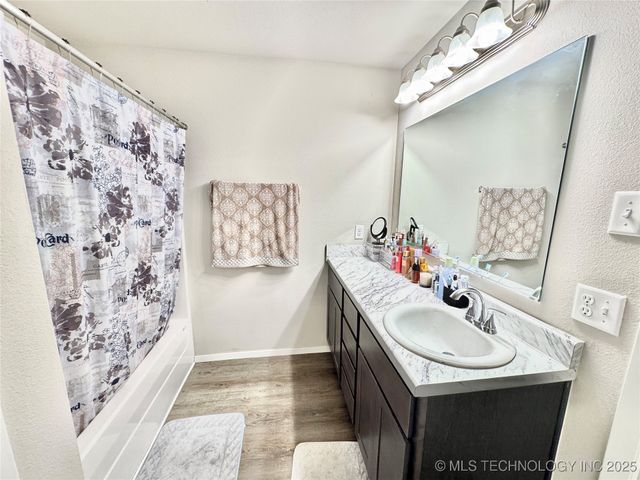 3907 S 150th East Avenue, Tulsa, OK 74134