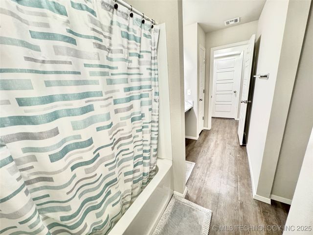 3907 S 150th East Avenue, Tulsa, OK 74134