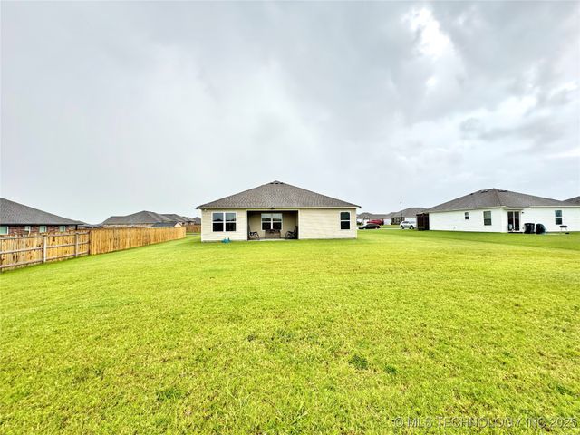 3907 S 150th East Avenue, Tulsa, OK 74134