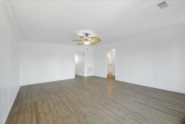 784 Marlin, Bayou Vista, TX 77563