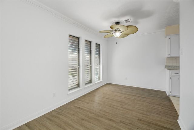 784 Marlin, Bayou Vista, TX 77563