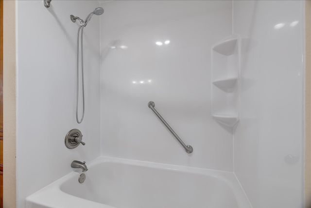 784 Marlin, Bayou Vista, TX 77563