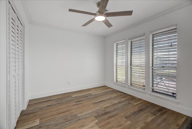 784 Marlin, Bayou Vista, TX 77563