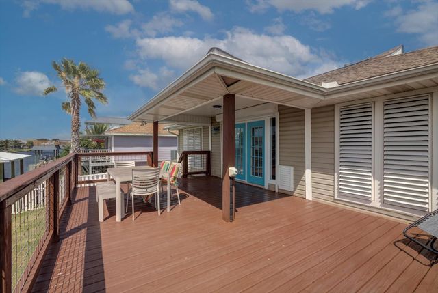 784 Marlin, Bayou Vista, TX 77563