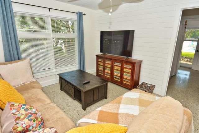 1395 NE Flora Place, Jensen Beach, FL 34957