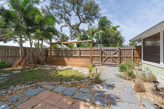 7311 BROUGHTON STREET, Sarasota, FL 34243