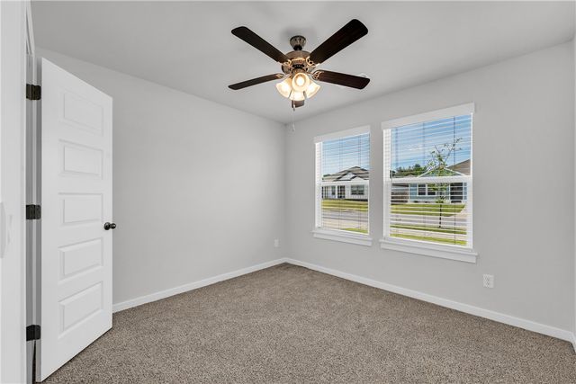 4411 W Canyon Run Drive, Fayetteville, AR 72704