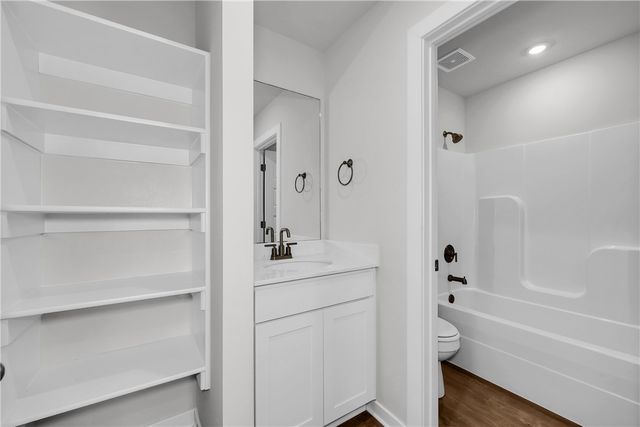 4411 W Canyon Run Drive, Fayetteville, AR 72704