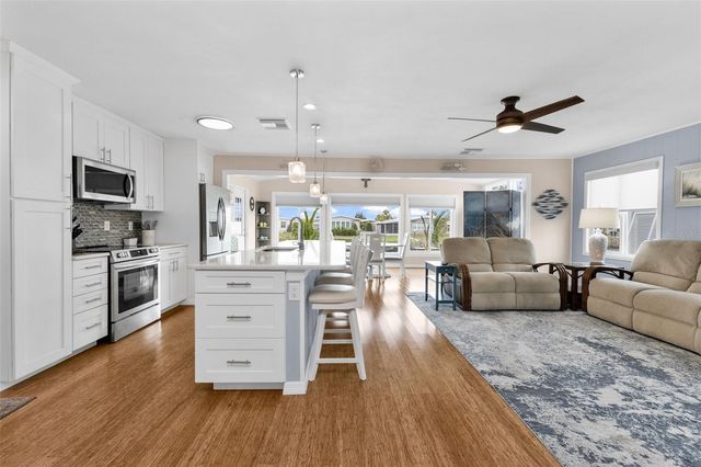 114 MARTINIQUE ROAD, North Port, FL 34287