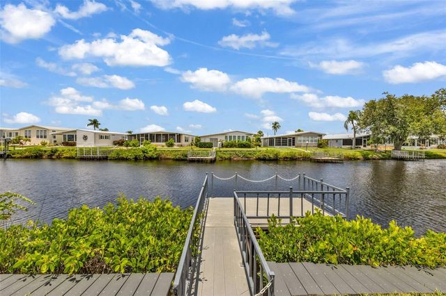 114 MARTINIQUE ROAD, North Port, FL 34287