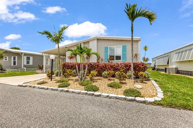 114 MARTINIQUE ROAD, North Port, FL 34287
