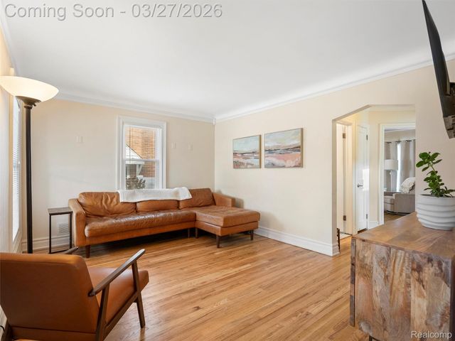 2100 N Wilson Avenue, Royal Oak Charter Township, MI 48073