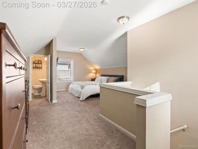 2100 N Wilson Avenue, Royal Oak Charter Township, MI 48073