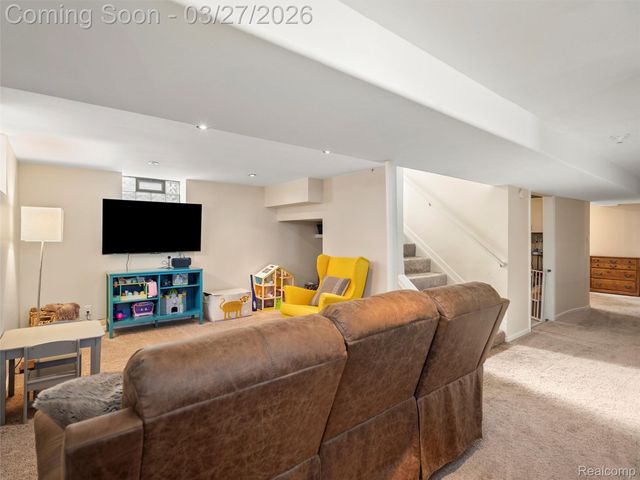 2100 N Wilson Avenue, Royal Oak Charter Township, MI 48073