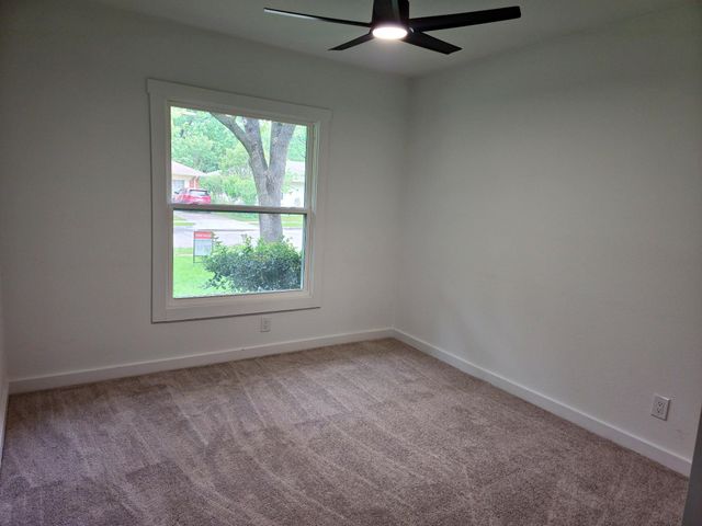 3217 Santa Teresa Avenue, Dallas, TX 75228