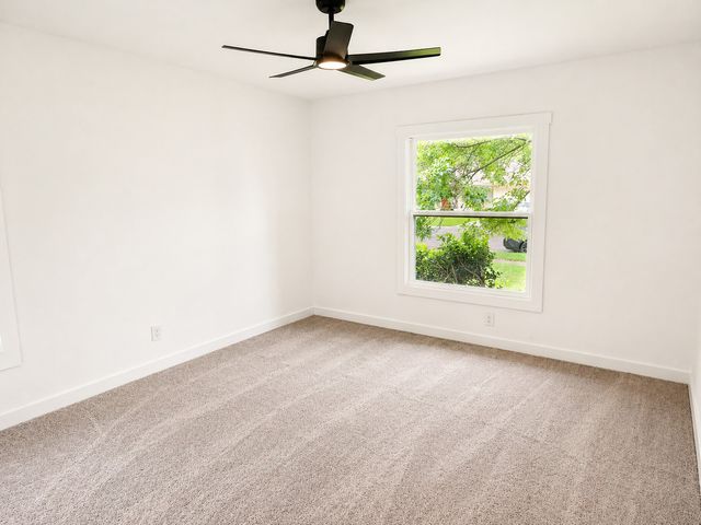 3217 Santa Teresa Avenue, Dallas, TX 75228