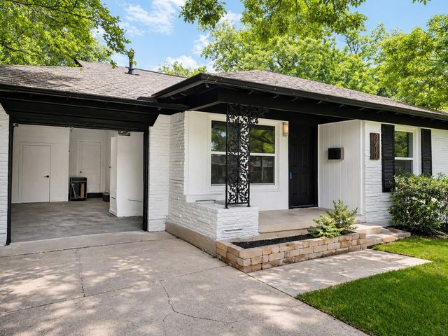 3217 Santa Teresa Avenue, Dallas, TX 75228