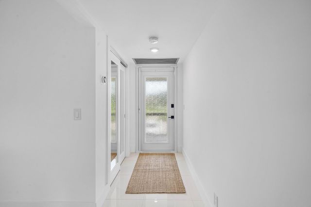 3735 Quail Ridge Drive N Bobwhite C, Boynton Beach, FL 33436