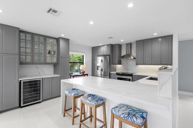 3735 Quail Ridge Drive N Bobwhite C, Boynton Beach, FL 33436