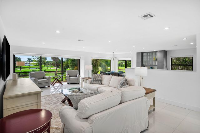 3735 Quail Ridge Drive N Bobwhite C, Boynton Beach, FL 33436
