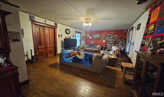 10 E Green Street, Frankfort, IN 46041